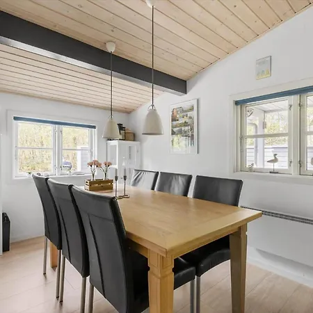 1468-aakirkeby-boesparken-15 Vester Sømarken