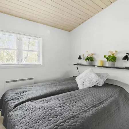 Nyaraló 1468-aakirkeby-boesparken-15