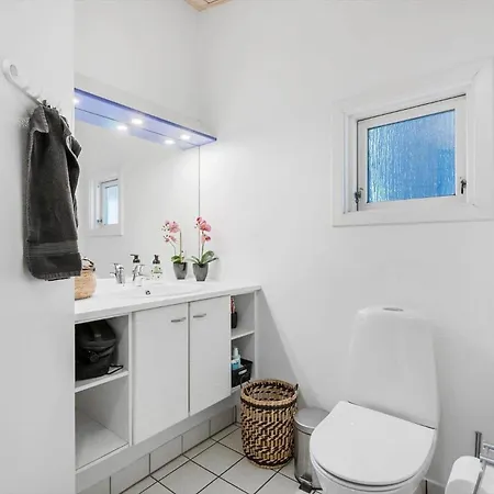Casa de Férias 1468-aakirkeby-boesparken-15 *