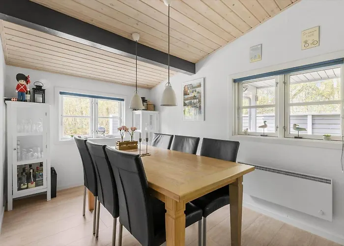 1468-aakirkeby-boesparken-15 Vester Sømarken