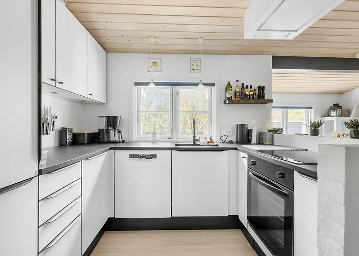 Nyaraló 1468-aakirkeby-boesparken-15 *