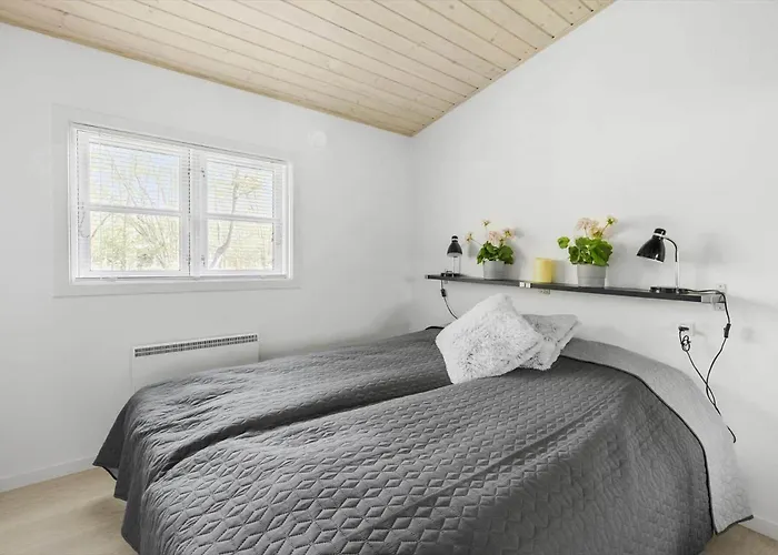 Nyaraló 1468-aakirkeby-boesparken-15